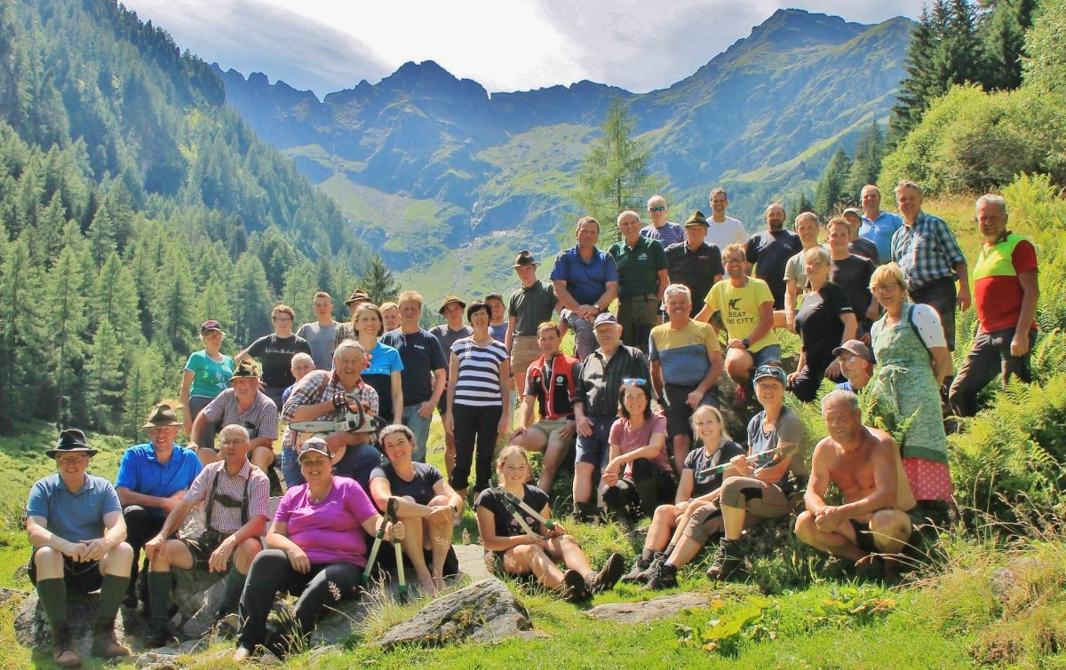 Gemeinsam für die schöne Alm