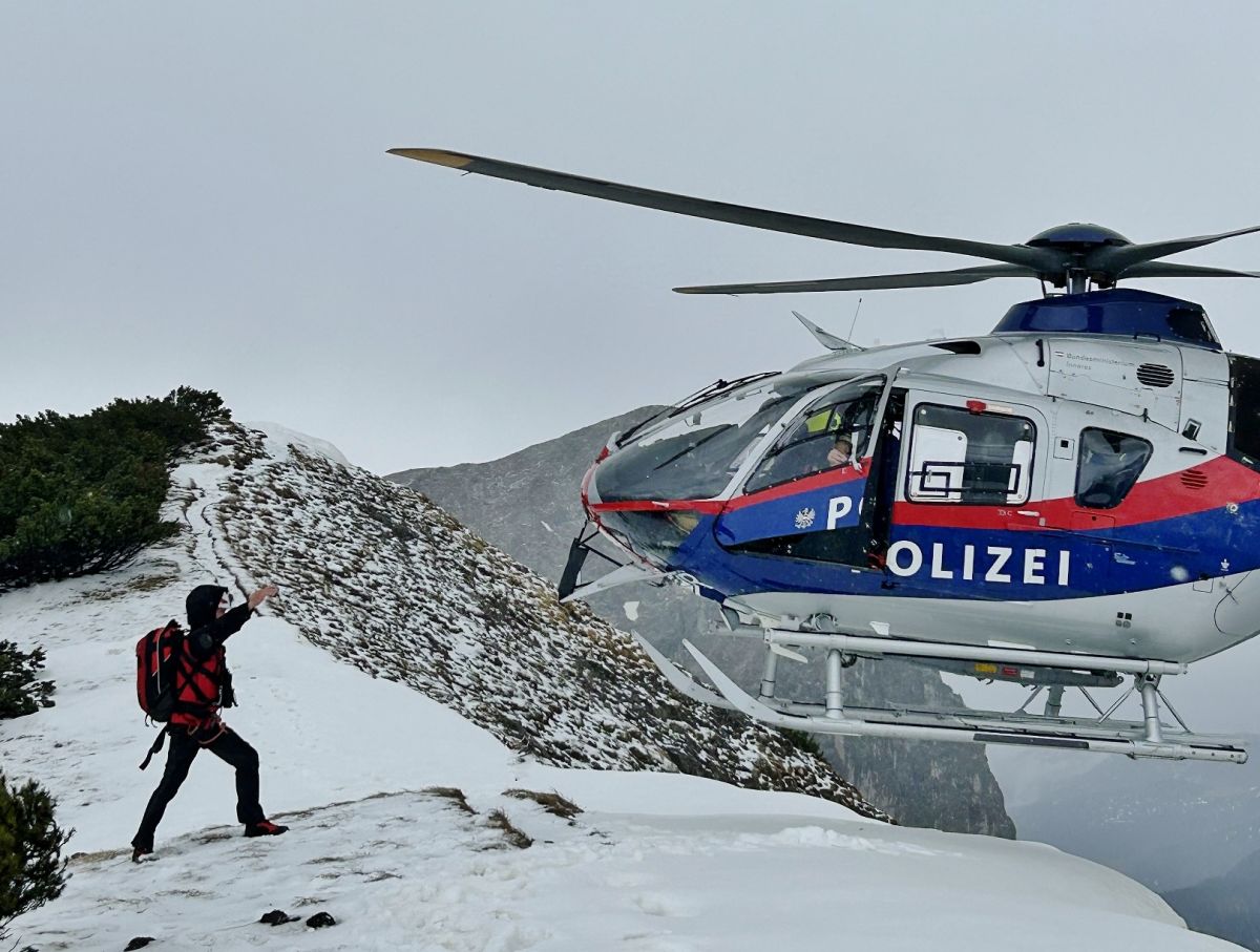 Gewitter überrascht Alpinisten im Gesäuse