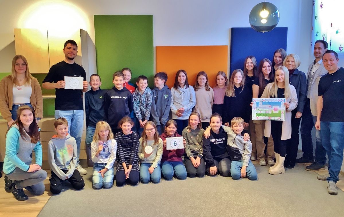 „Logobox“ zu Besuch in der Volksschule