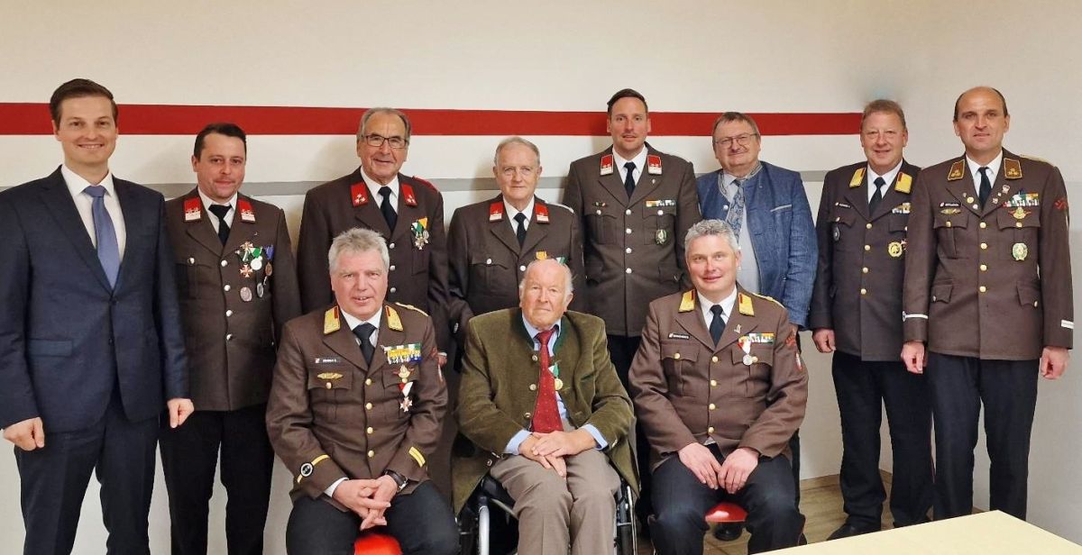Wehrversammlung mit dem Bezirkshauptmann