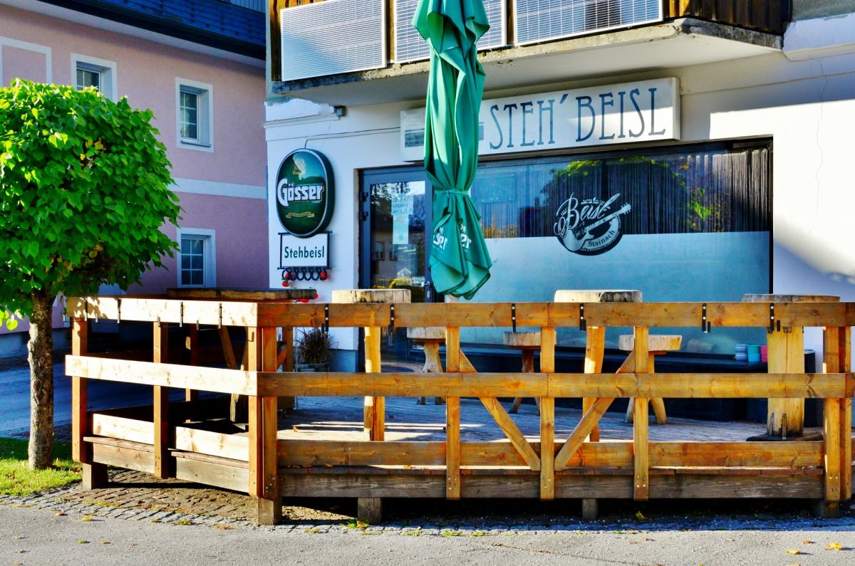 Das Steh’beisl hält Stainach wach!