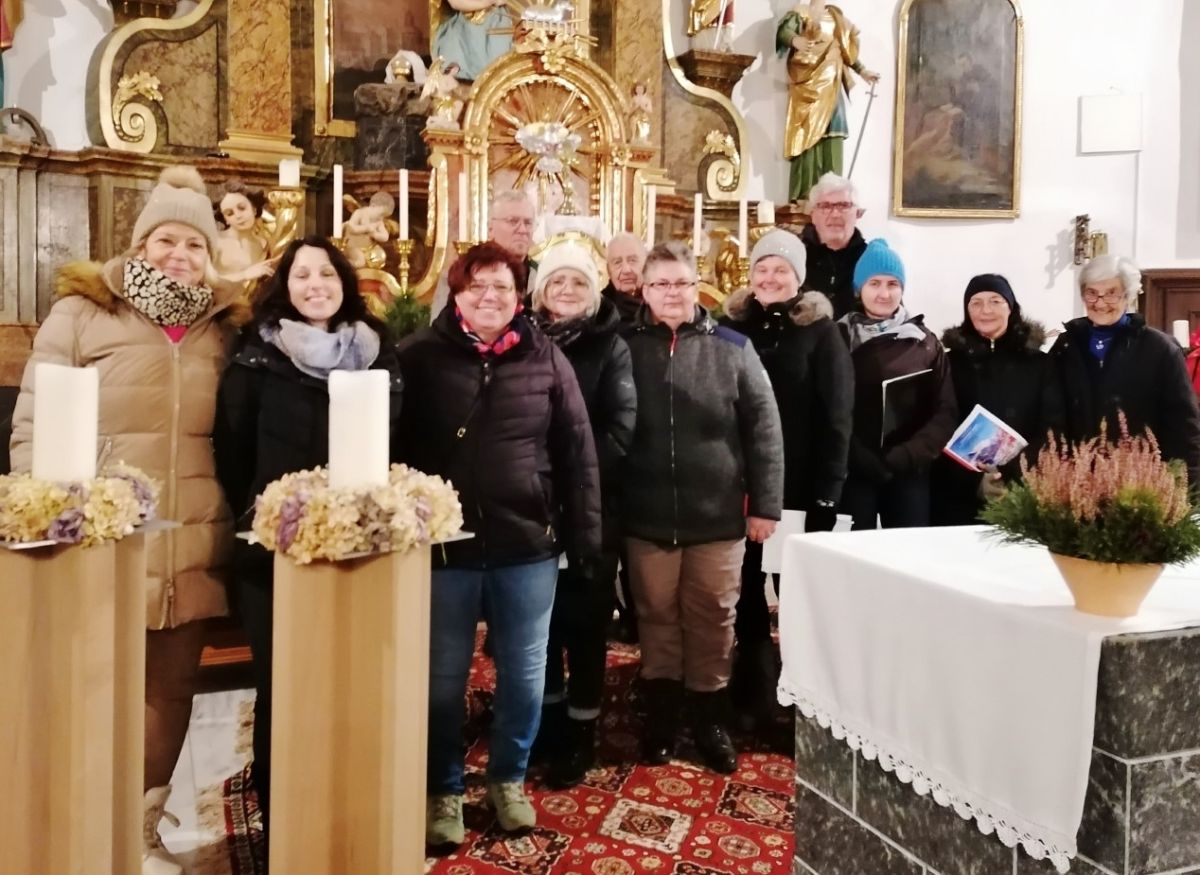 Stimmungsvolles Adventlieder-Seminar