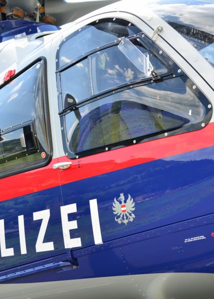 Bergsteiger von Polizeihubschrauber gerettet