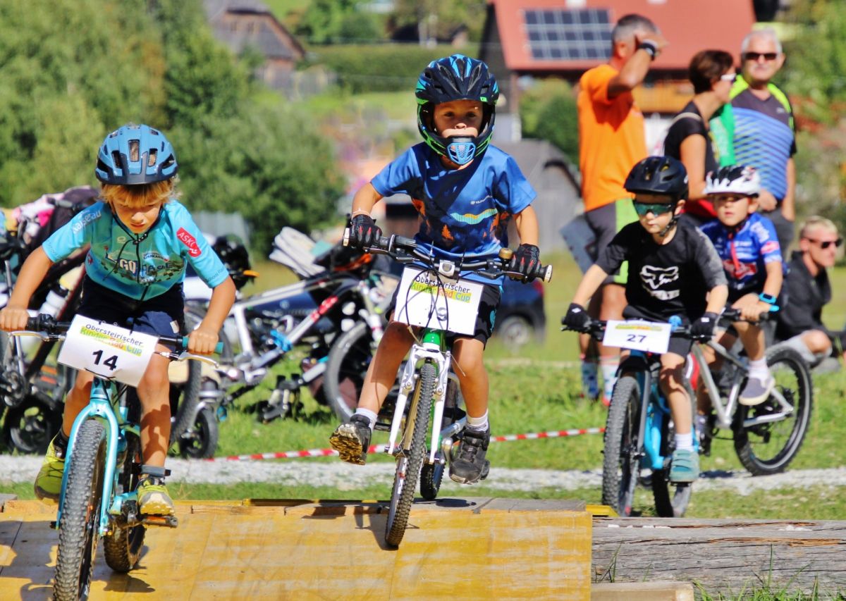 Pedalparty beim großen Rad-Cup-Finale