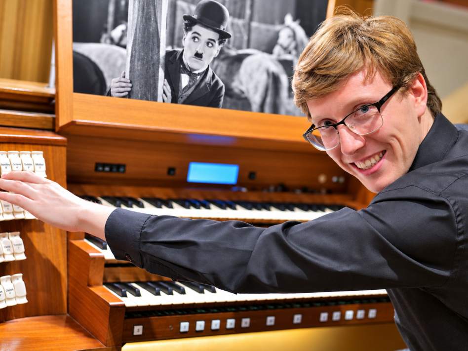 Wenn Charlie Chaplin auf die Kirchenorgel trifft