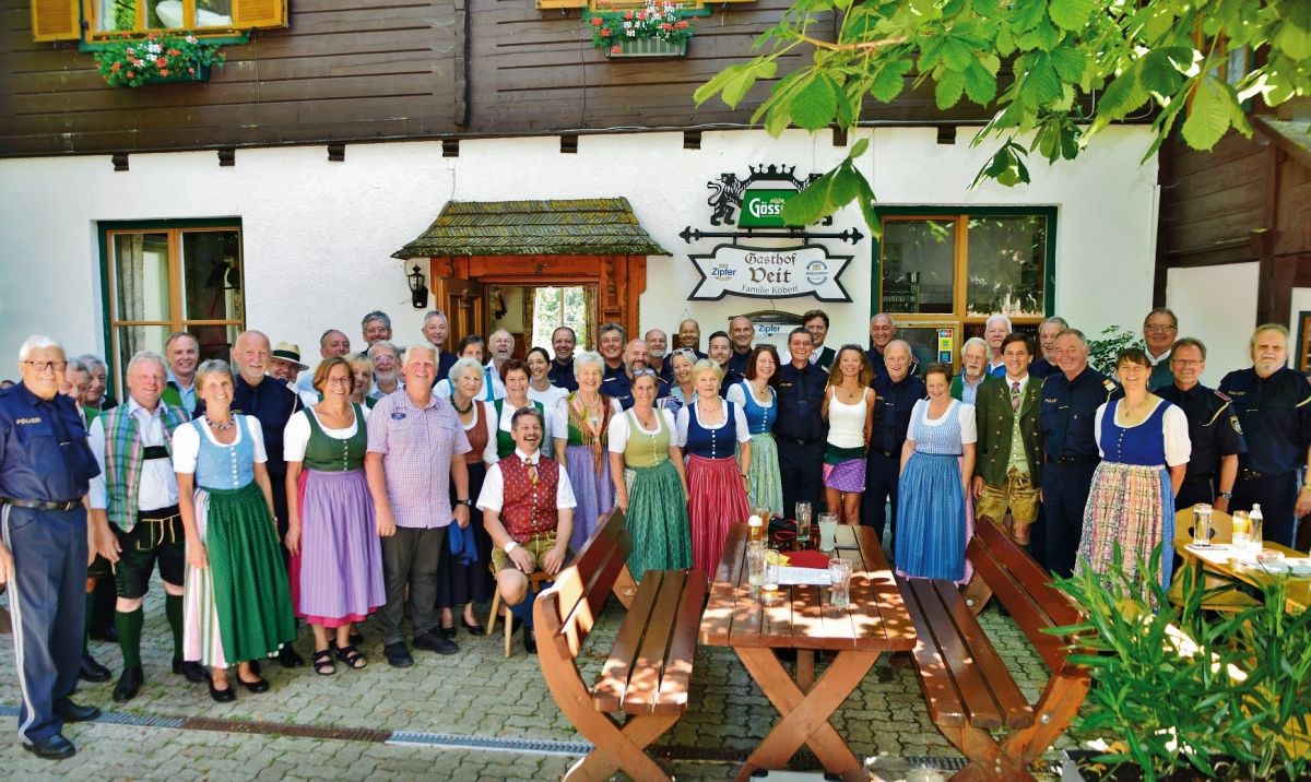 Stimmgewaltige Polizisten zu Besuch