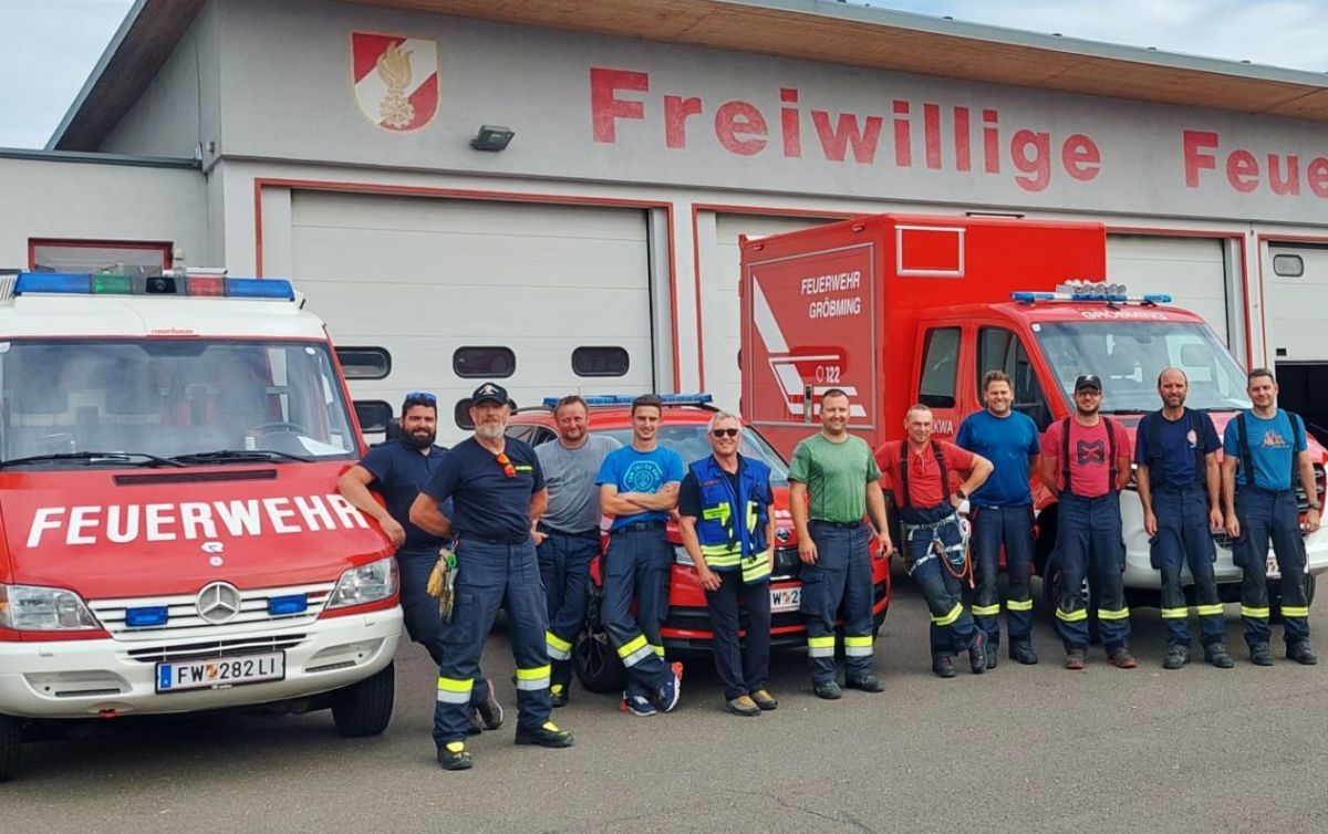 4 Feuerwehren im Assistenzeinsatz