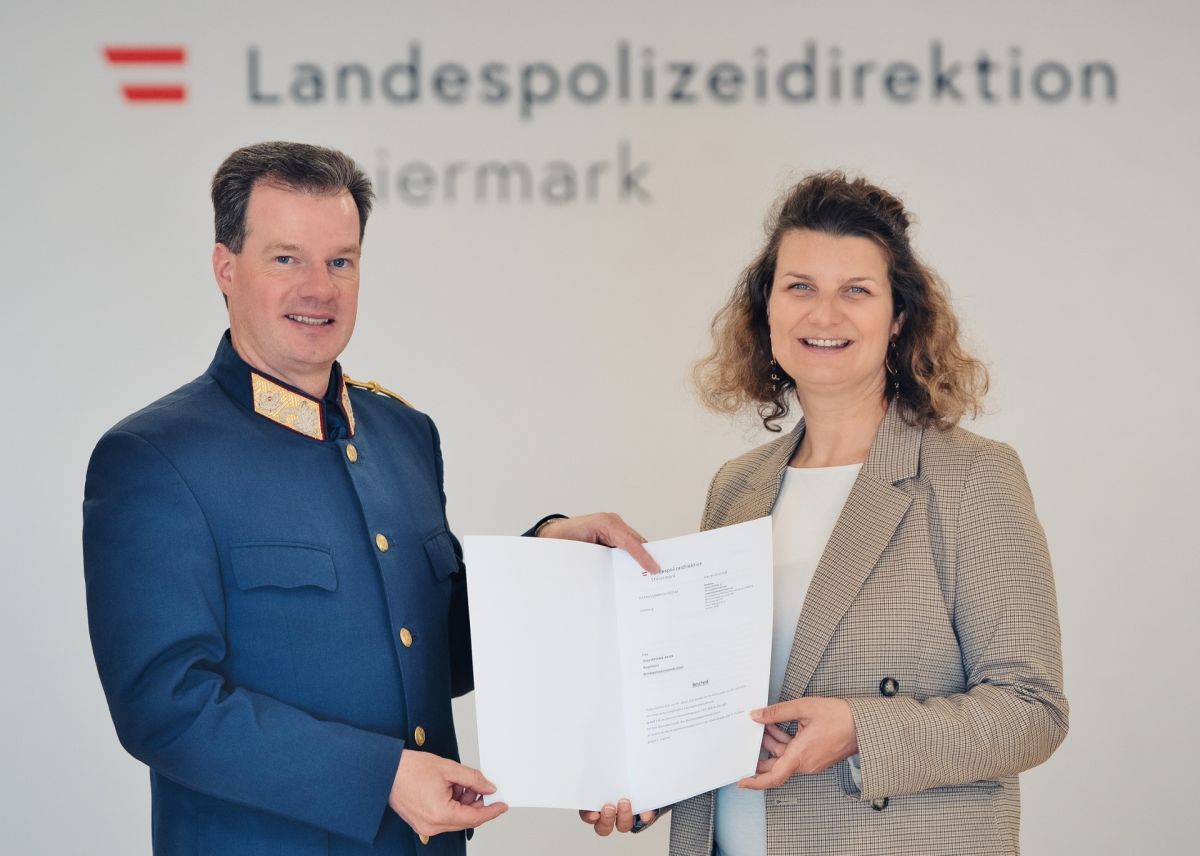 Tanja Zefferer übernimmt das Bezirkskommando