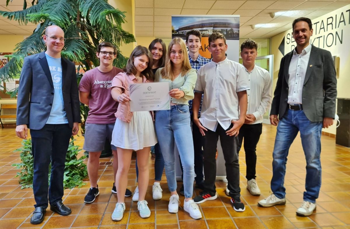 BHAK/BHAS wird zur eEducation Expert+.Schule