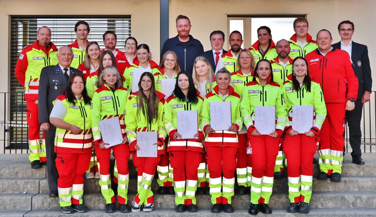 21 neue Rettungssanitäter für unseren Bezirk