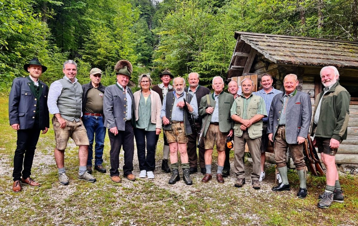 Jagdliches Schießen und würdige Geburtstagsfeier